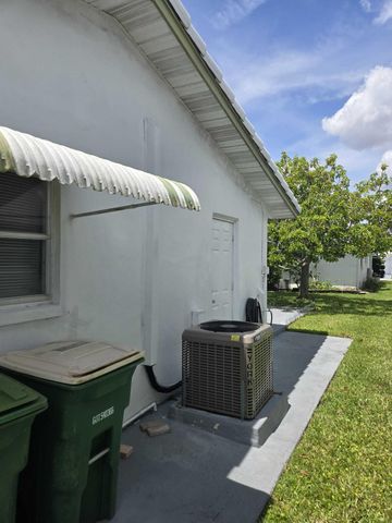 5805 NW 83rd Avenue, Tamarac, FL 33321