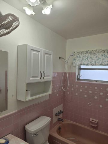 5805 NW 83rd Avenue, Tamarac, FL 33321