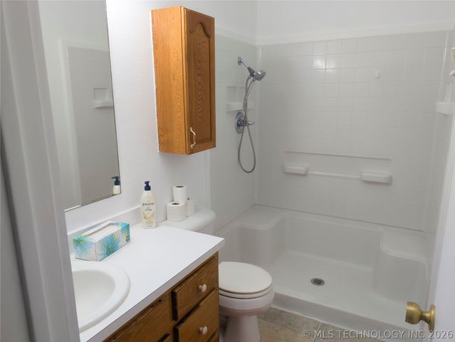 2702 Redbud Lane, Kingston, OK 73439
