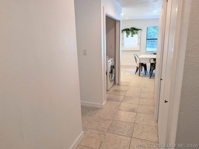 2702 Redbud Lane, Kingston, OK 73439