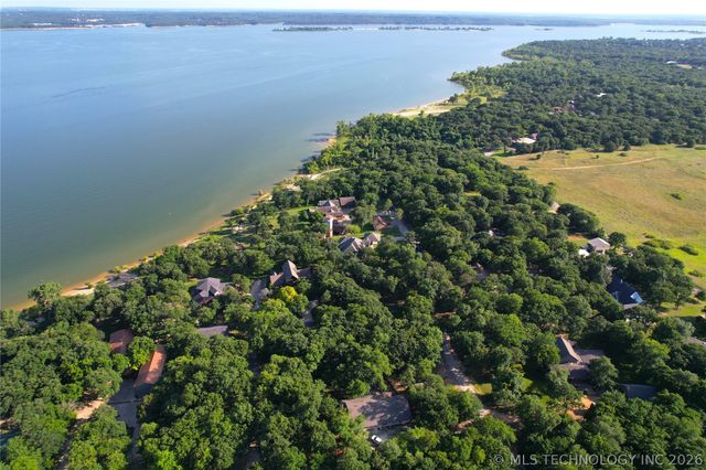 2702 Redbud Lane, Kingston, OK 73439