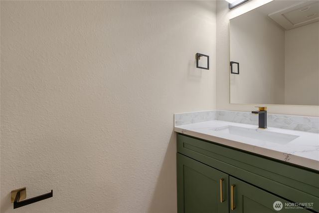 7040 41st Avenue SE, Lacey, WA 98503