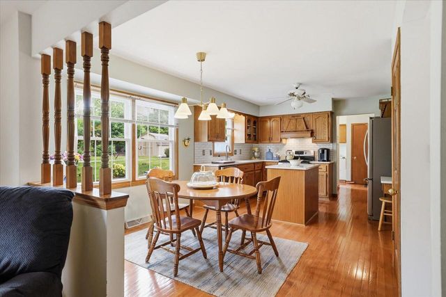 11436 W Shields DRIVE, Franklin, WI 53132