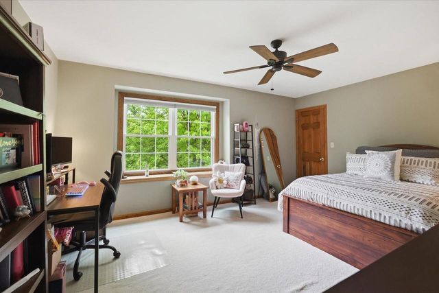 11436 W Shields DRIVE, Franklin, WI 53132
