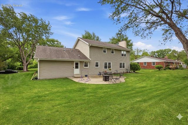 11436 W Shields DRIVE, Franklin, WI 53132