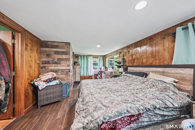 21 Holt Street, Plymouth, CT 06786