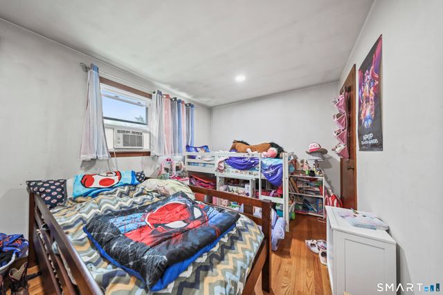 21 Holt Street, Plymouth, CT 06786