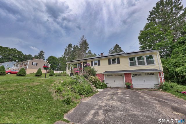 21 Holt Street, Plymouth, CT 06786