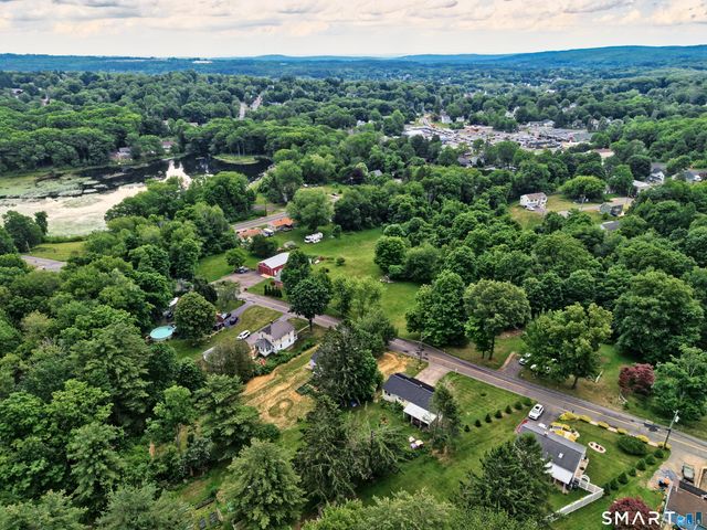 21 Holt Street, Plymouth, CT 06786