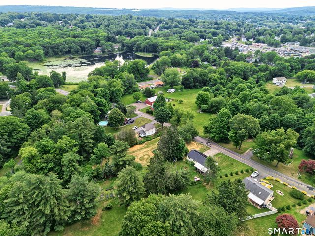 21 Holt Street, Plymouth, CT 06786