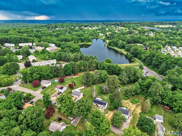 21 Holt Street, Plymouth, CT 06786