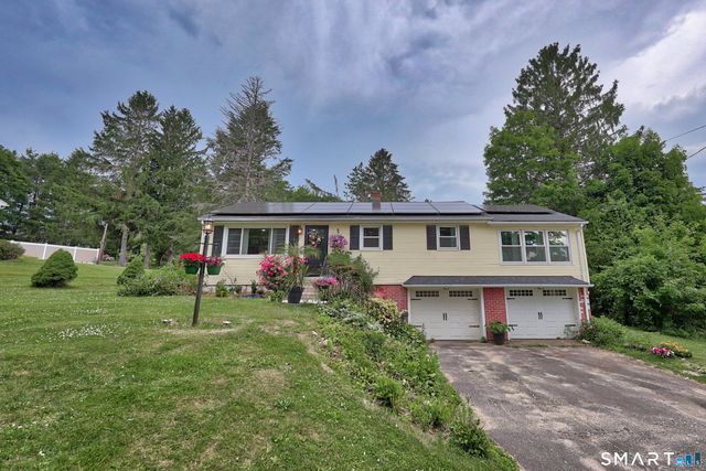 21 Holt Street, Plymouth, CT 06786