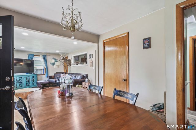 21 Holt Street, Plymouth, CT 06786