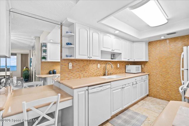 2100 N Atlantic Avenue 802, Cocoa Beach, FL 32931