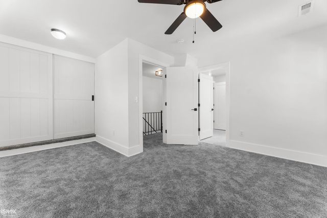 1374 Anita Avenue, Grosse Pointe Woods, MI 48236