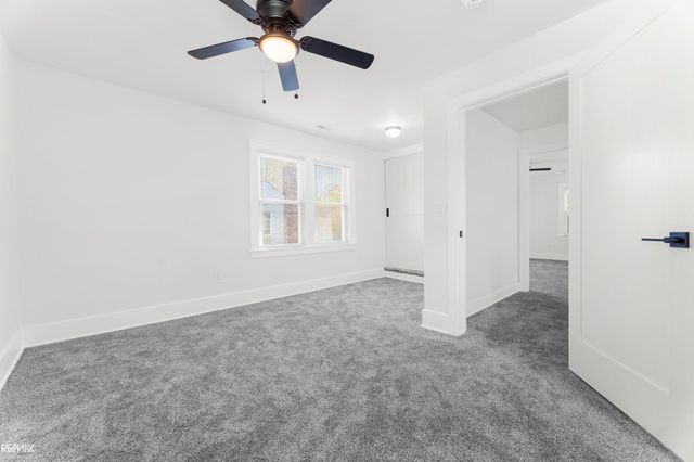 1374 Anita Avenue, Grosse Pointe Woods, MI 48236