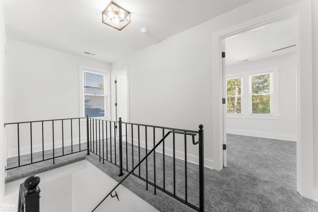 1374 Anita Avenue, Grosse Pointe Woods, MI 48236