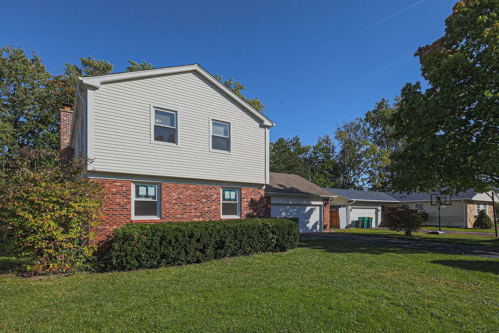 650 Wyngate Lane, Buffalo Grove, IL 60089 — exterior