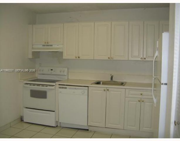 5100 SW 41st St 229, Pembroke Park, FL 33023