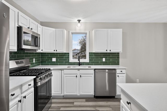 1655 Lincoln Avenue, Saint Paul Park, MN 55071