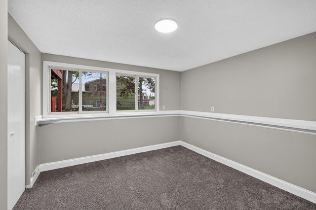 1655 Lincoln Avenue, Saint Paul Park, MN 55071