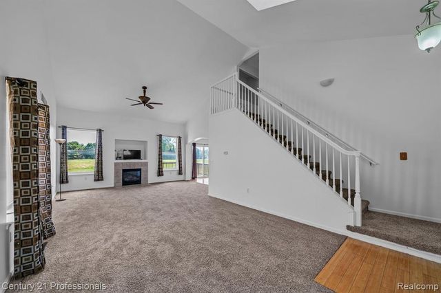 1989 Golfview Lane, Westland, MI 48186