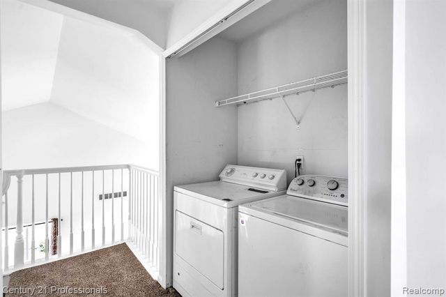 1989 Golfview Lane, Westland, MI 48186