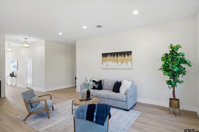 21010 FM 1805, Van, TX 75790