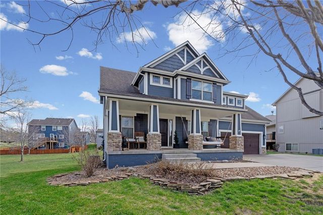 1303 Ashdown Circle, Raymore, MO 64083