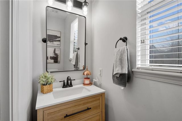 1303 Ashdown Circle, Raymore, MO 64083