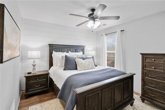 1303 Ashdown Circle, Raymore, MO 64083