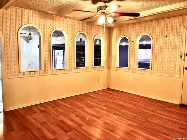 347 SUBLETT DR, San Antonio, TX 78223