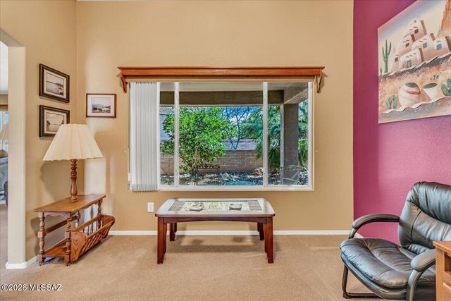 1528 N Bank Swallow Road, Green Valley, AZ 85614