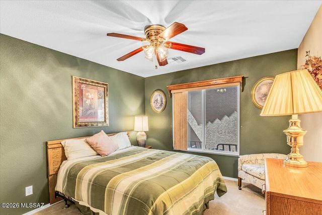 1528 N Bank Swallow Road, Green Valley, AZ 85614