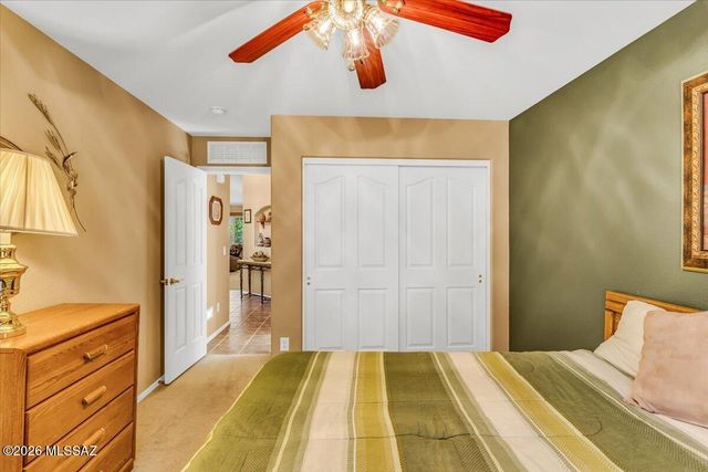 1528 N Bank Swallow Road, Green Valley, AZ 85614