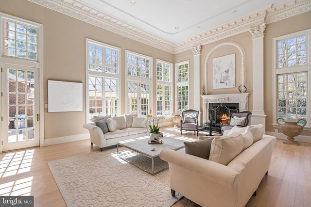 1106 MILL RDG, Mclean, VA 22102