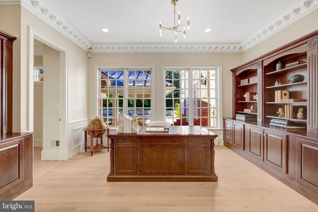 1106 MILL RDG, Mclean, VA 22102