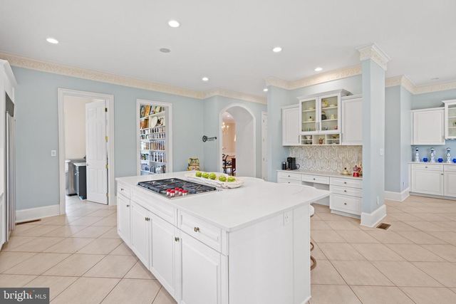 1106 MILL RDG, Mclean, VA 22102