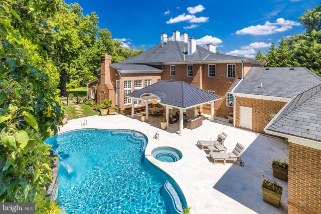 1106 MILL RDG, Mclean, VA 22102