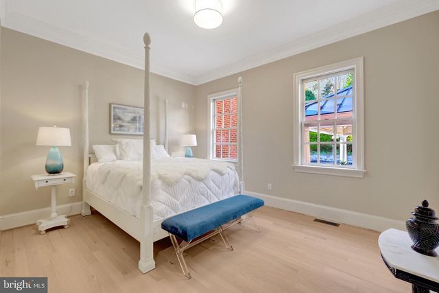 1106 MILL RDG, Mclean, VA 22102