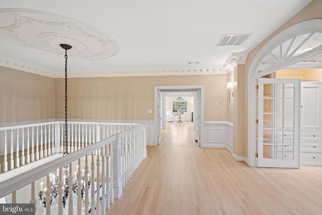 1106 MILL RDG, Mclean, VA 22102