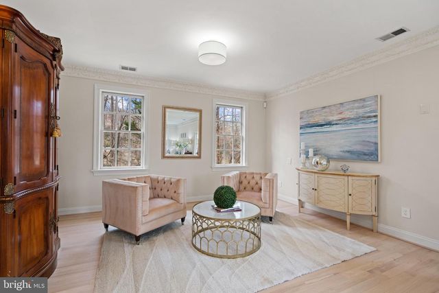 1106 MILL RDG, Mclean, VA 22102