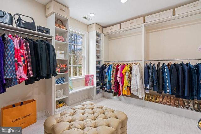 1106 MILL RDG, Mclean, VA 22102