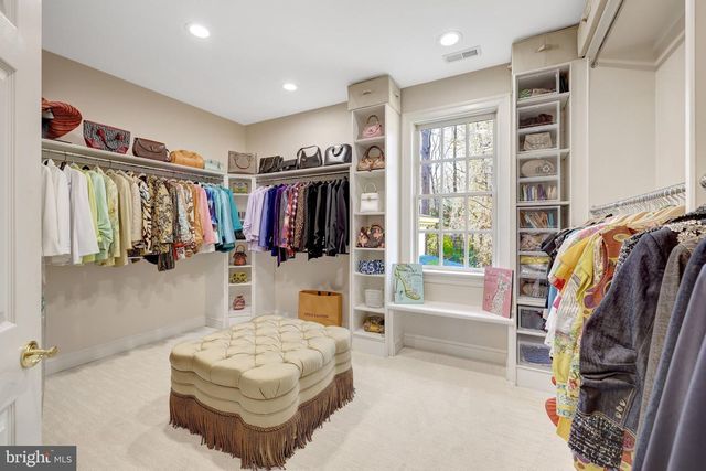 1106 MILL RDG, Mclean, VA 22102