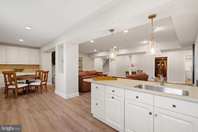 1106 MILL RDG, Mclean, VA 22102