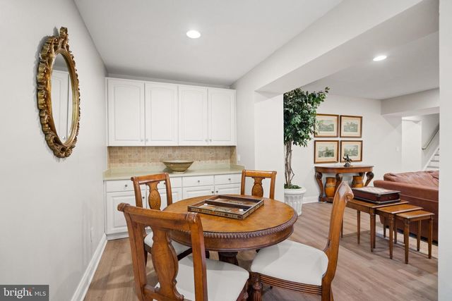 1106 MILL RDG, Mclean, VA 22102