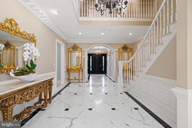 1106 MILL RDG, Mclean, VA 22102