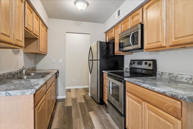 920 Casey Court 5, Schaumburg, IL 60173
