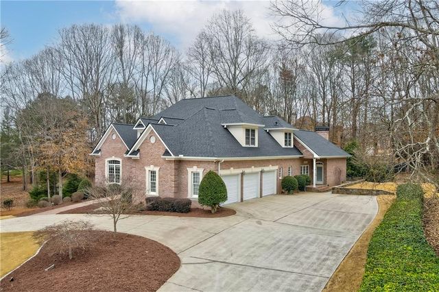 1975 Tee Drive, Braselton, GA 30517