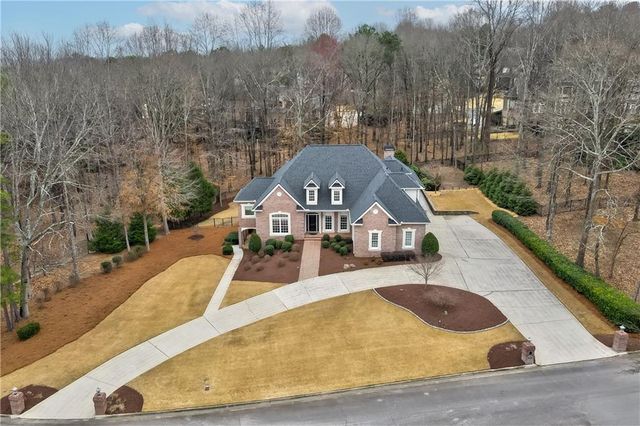 1975 Tee Drive, Braselton, GA 30517